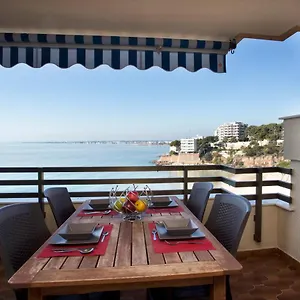 capellans-vista-mar-apartamentos.top-hotels-tarragona.com/